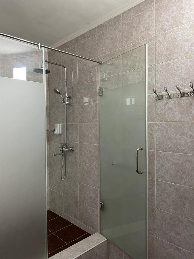 Hostel 4U Bishkek Exterior photo